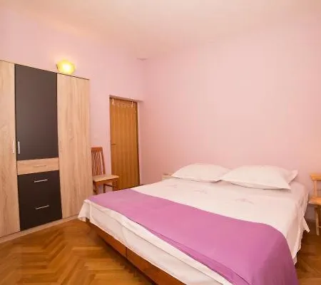 Holiday home Kuca Vinko *